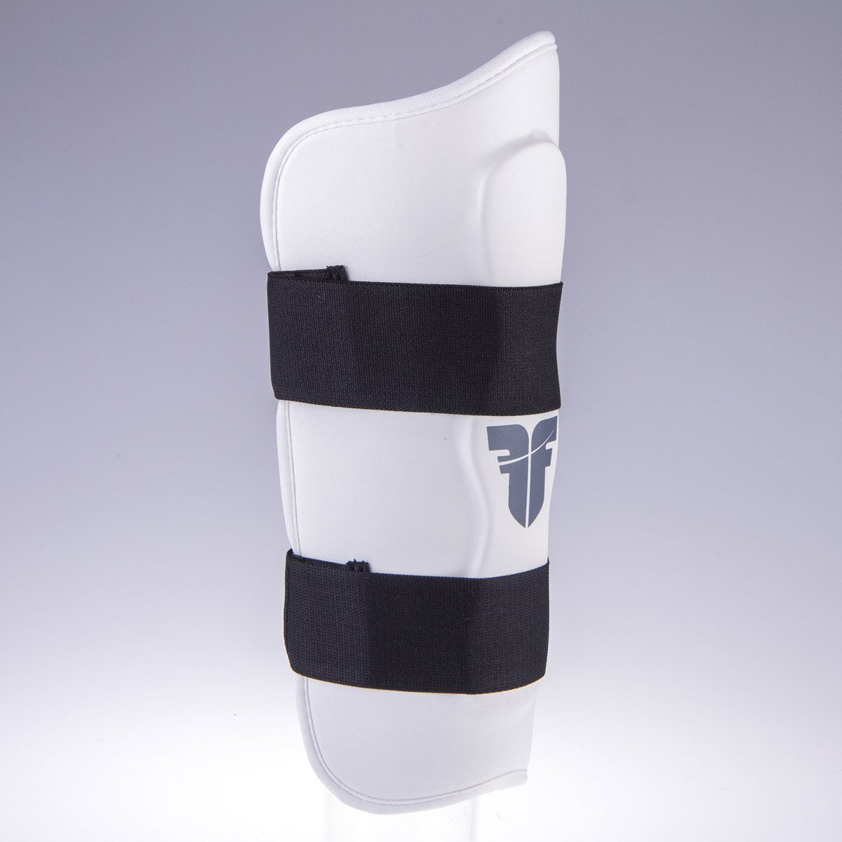 Shin Guard Fighter Ergo - weiß