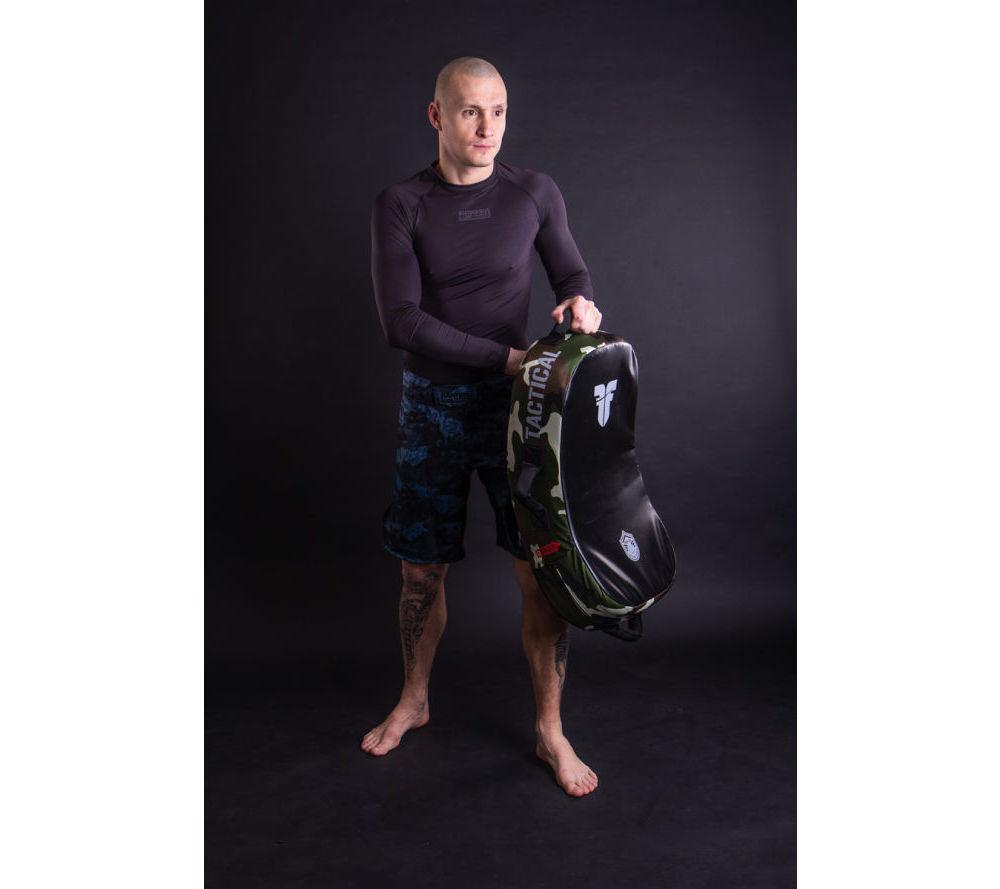 Fighter Kicking Shield - MULTI GRIP - TAKTISCHE SERIE - Camo