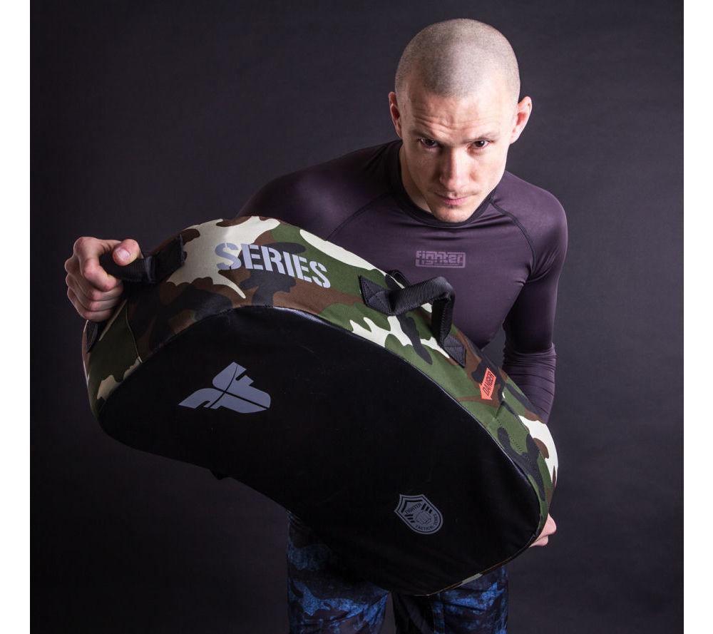 Fighter Kicking Shield - MULTI GRIP - TAKTISCHE SERIE - Camo